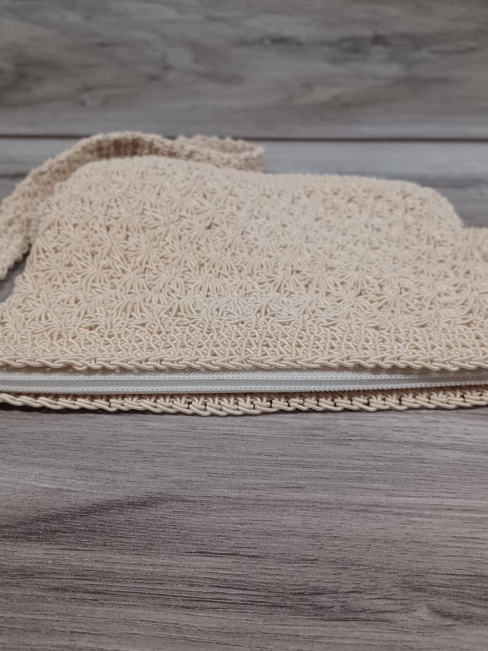 NWT Pacific Connections Beautiful Crochet Crossbody Cream Colored Small Purse - Picture 5 of 8